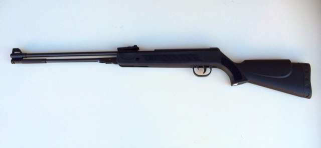 Air-Rifle WF600P 4.5MM 700 fps, Under leaver
