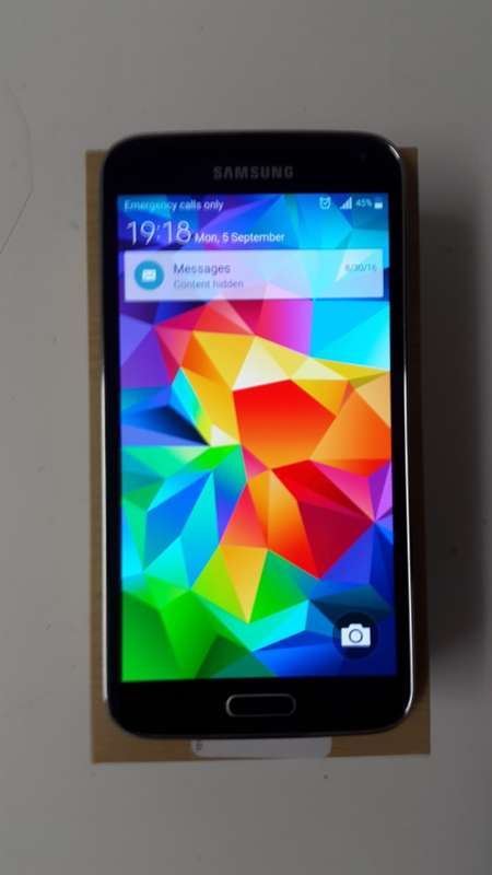 Samsung S5  SM-G 900F
