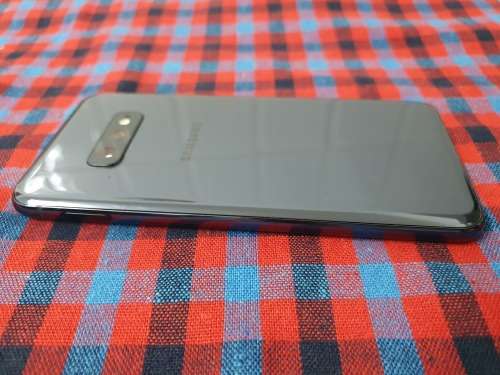 Samsung S10e