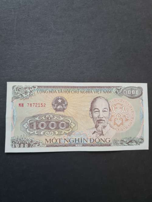Vietnam 1000 Dong VF+ - as per photograph