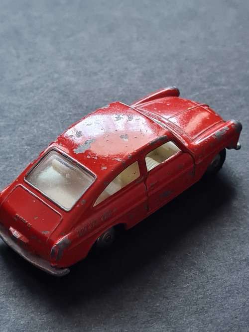 Matchbox Volkswagen 1600TL no. 67 Lesney (made in England) - as per photograph