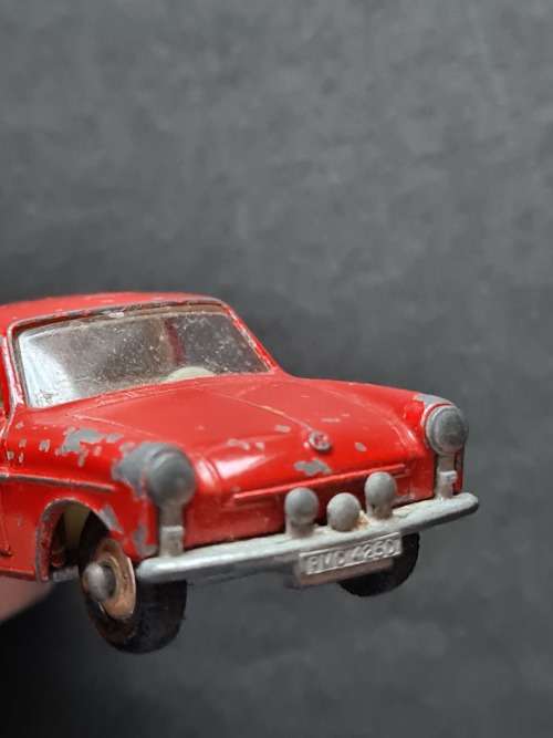 Matchbox Volkswagen 1600TL no. 67 Lesney (made in England) - as per photograph