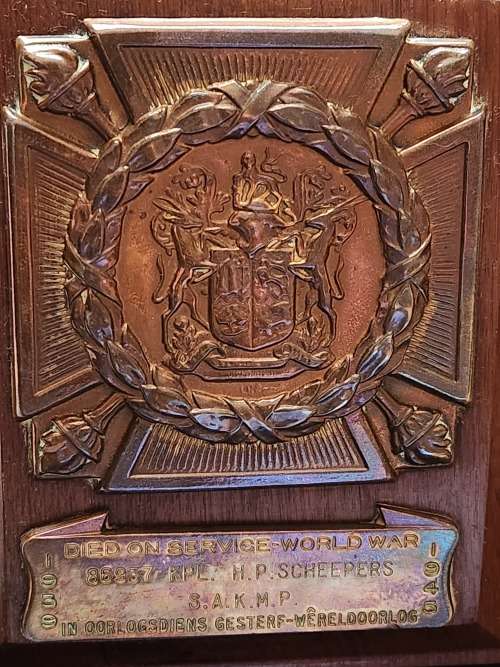 World War II Death Plaque died on Service - World War 86937 KPL H.P. Scheepers S.A.K.M.P. 1939-1945