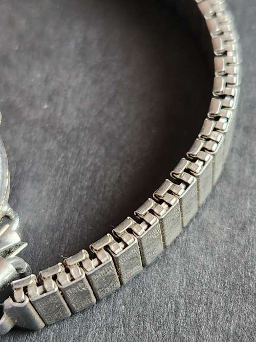 Vintage Ladies Rotary 15 Jewels Wrist Watch (not working) - as per photograph