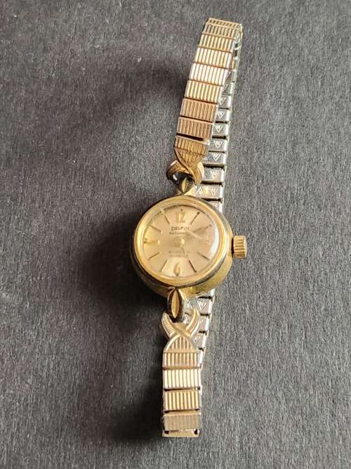 Vintage Ladies Delfin Automatic 21 Jewels Inca Block Swiss made Wrist Watch - as per photograph