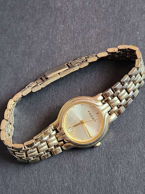 Vintage Ladies Facet Watch (not working) - as per photograph