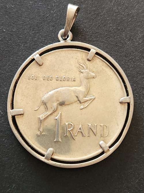 SA Silver R1 Pendant 1966 (in Silver Mount) total weight 19g - as per photograph