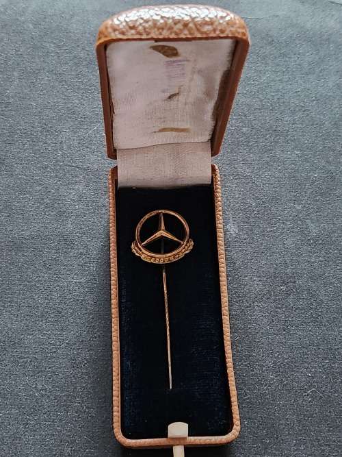 Gold Plated Silver Mercedes Benz Stick Pin (.835 Silver) 1.5g - as per photograph