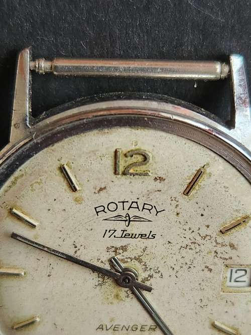 Vintage Men`s Rotary 17 Jewels Avenger Mechanical Wrist Watch (not working) - as per photograph
