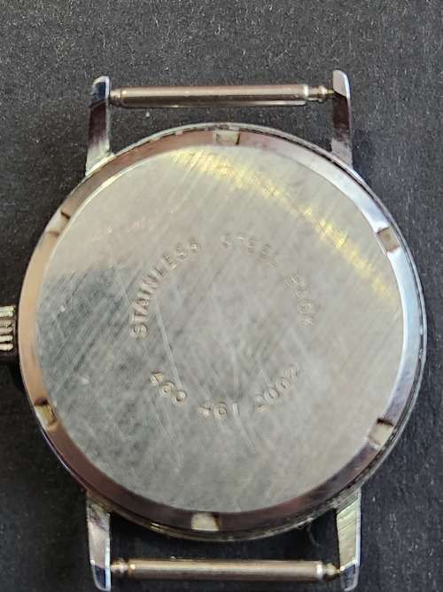 Vintage Men`s Rotary 17 Jewels Avenger Mechanical Wrist Watch (not working) - as per photograph