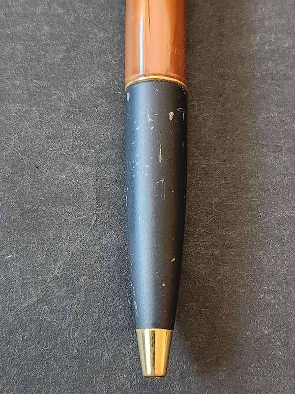 Parker Frontier Ballpoint Pen made in UK (needs a refill) - as per photograph