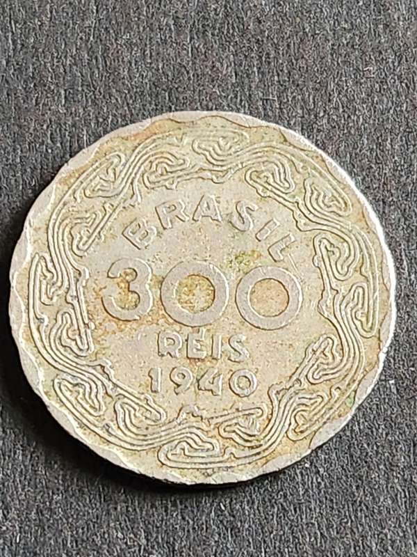 Brasil 300 Reis 1940 - as per photograph