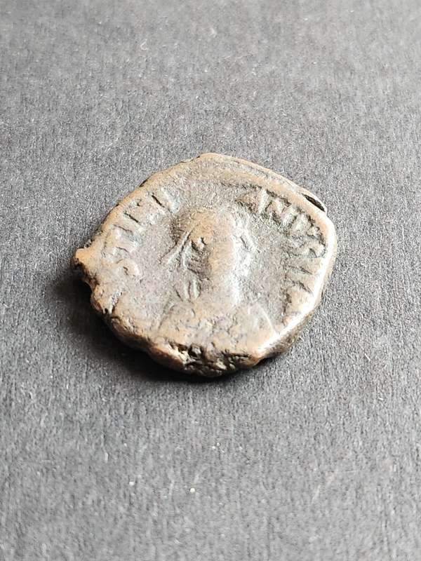 Bizantine Coin 498/518 ANASTASIUS 1st Dicorus 18g - as per photograph