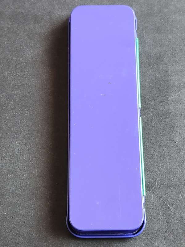 Vintage Parker Vector Fountain Pen (mint condition) in tin (needs refill) - as per photograph