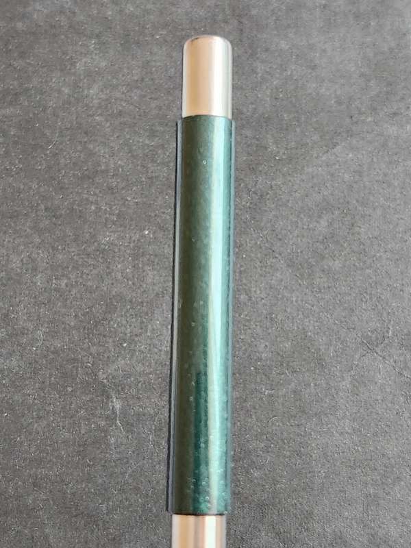 Vintage Parker Vector Fountain Pen (mint condition) in tin (needs refill) - as per photograph