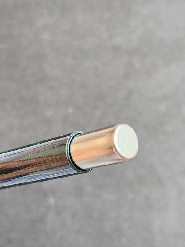 Vintage Parker Vector Fountain Pen (mint condition) in tin (needs refill) - as per photograph