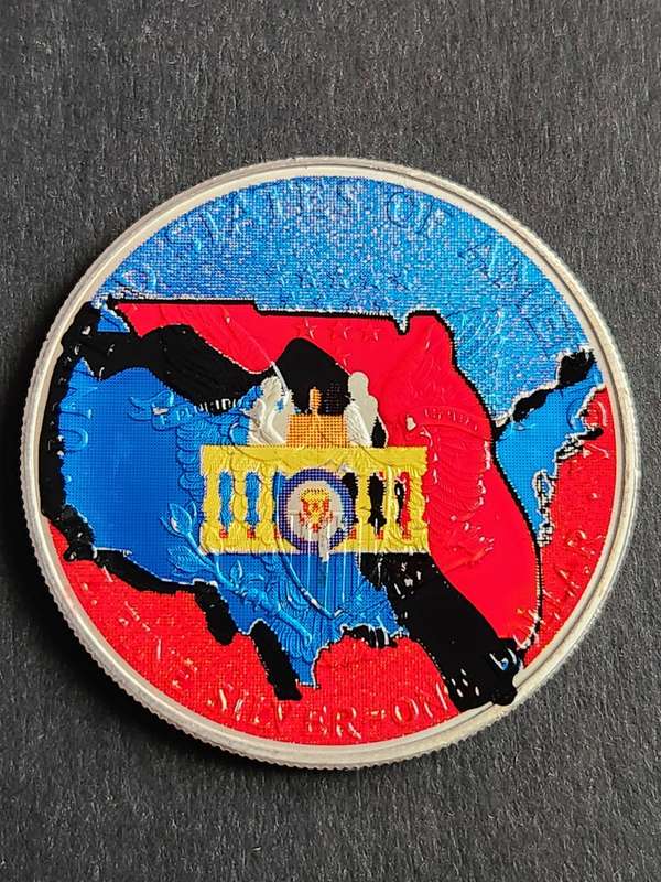 USA George Walker Bush Silver Colourised Dollar 2000 (1 oz) - as per photograph