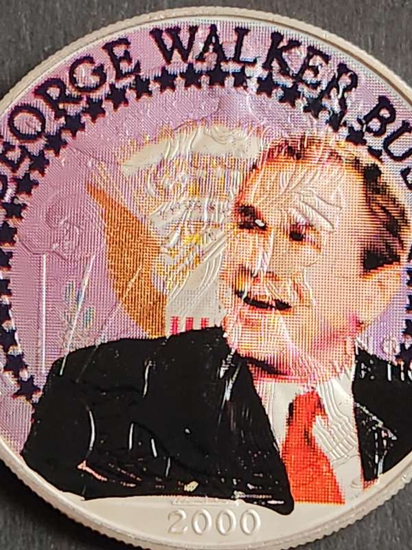 USA George Walker Bush Silver Colourised Dollar 2000 (1 oz) - as per photograph