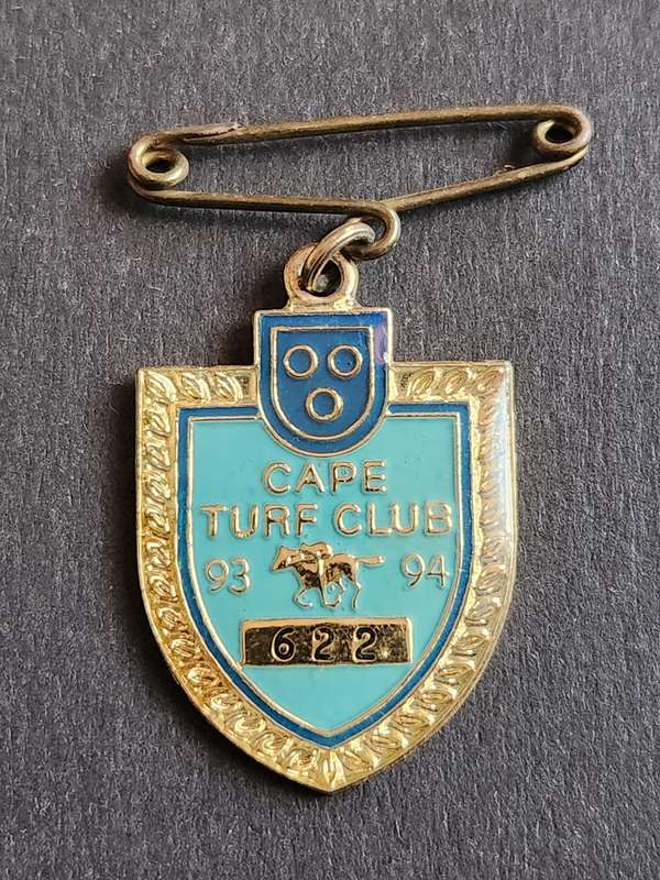 Cape Turf Club Badge 93-94 No. 622 - as per photograph