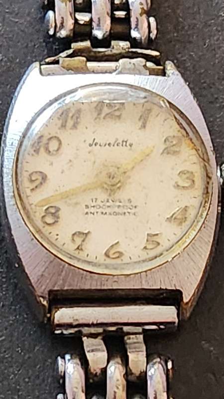 Vintage Ladies Jewelette 21 Jewels Shock Proof Antimagnectic Wrist Watch (not working) as per photo