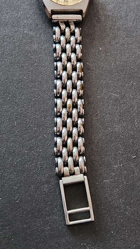 Vintage Ladies Jewelette 21 Jewels Shock Proof Antimagnectic Wrist Watch (not working) as per photo