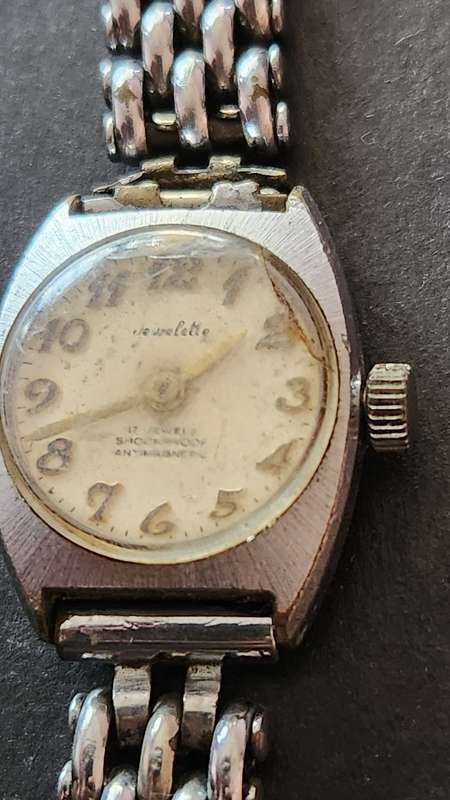 Vintage Ladies Jewelette 21 Jewels Shock Proof Antimagnectic Wrist Watch (not working) as per photo