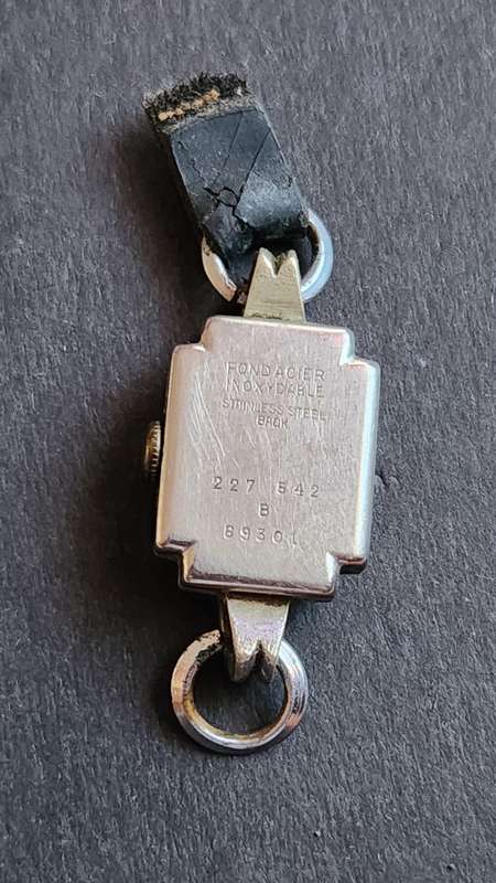 Vintage Ladies Mical 17 Jewels Swiss made Mechanical Watch (not working) - as per photograph