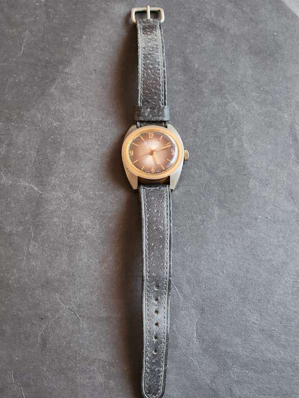 Vintage Roma SuperDeluxe Jewelled Water Resistant Antimagnetic Swiss Movement Men`s Mechanical Watch