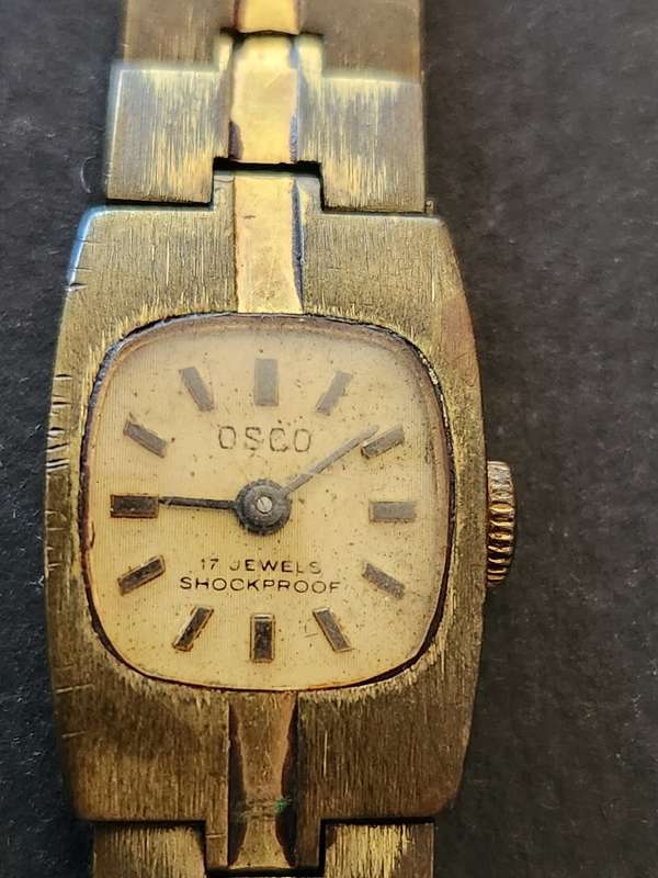 Vintage Osco 17 Jewels Shockproof Ladies Watch- working (needs to be serviced) - as per photograph