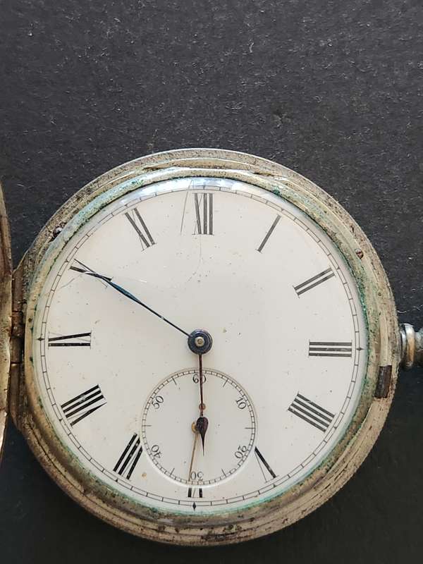 Vintage Men`s Pocket Watch (not working) 40mm x 40mm - as per photograph