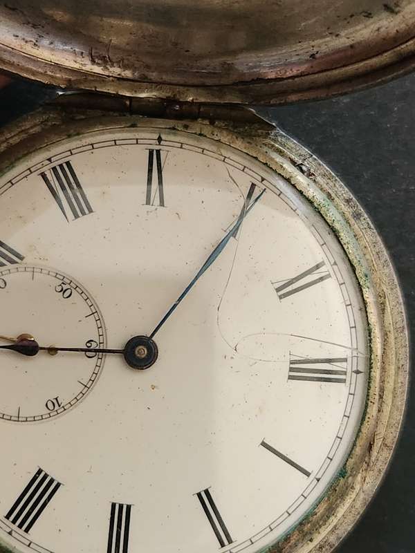 Vintage Men`s Pocket Watch (not working) 40mm x 40mm - as per photograph