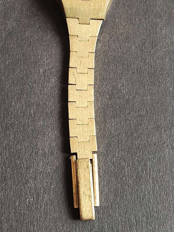 Vintage Ladies Delfin Edox Swiss made Mechanical Wrist Watch (not working) nice condition