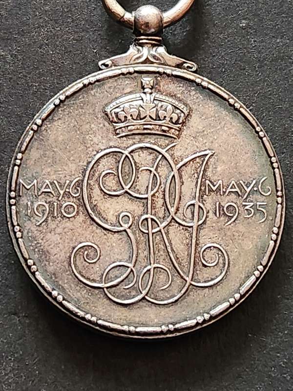 Silver Jubilee Medal King George V and Queen Mary 1935 - as per photograph