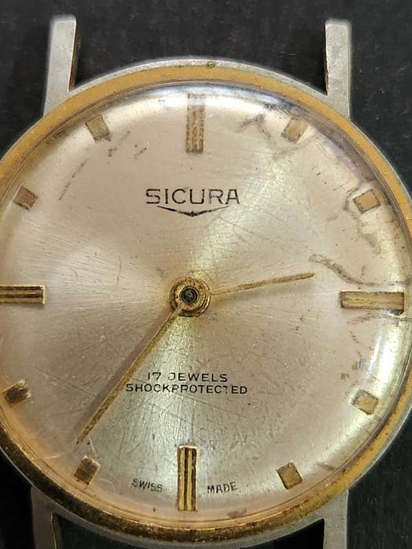 Vintage Sicura 17 Jewels Shock Protected Swiss made Men`s Wrist Watch (not working) - as per photo