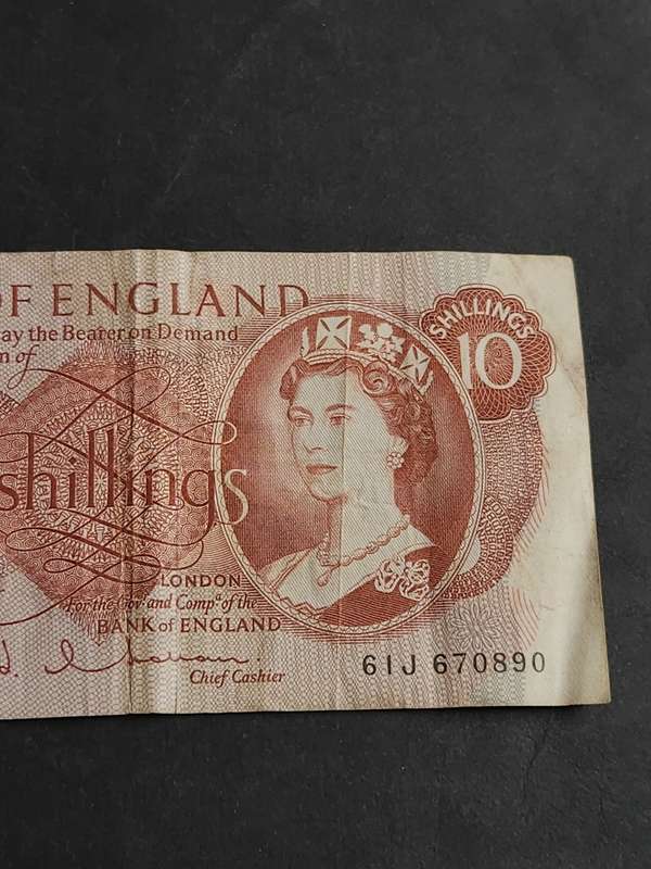 Bank of England 10 Shillings (tear top left side of note) - as per photograph