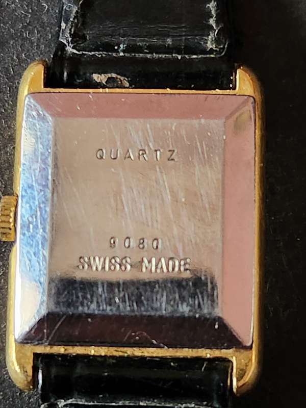 Vintage Ladies Darwil Quartz Swissmade Wrist Watch (not working) - As per photograph