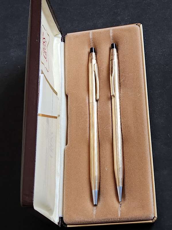 Vintage Cross Pen/Pencil Set 1/20 10kt Rolled Gold - made in Ireland (excellent condition) engraved