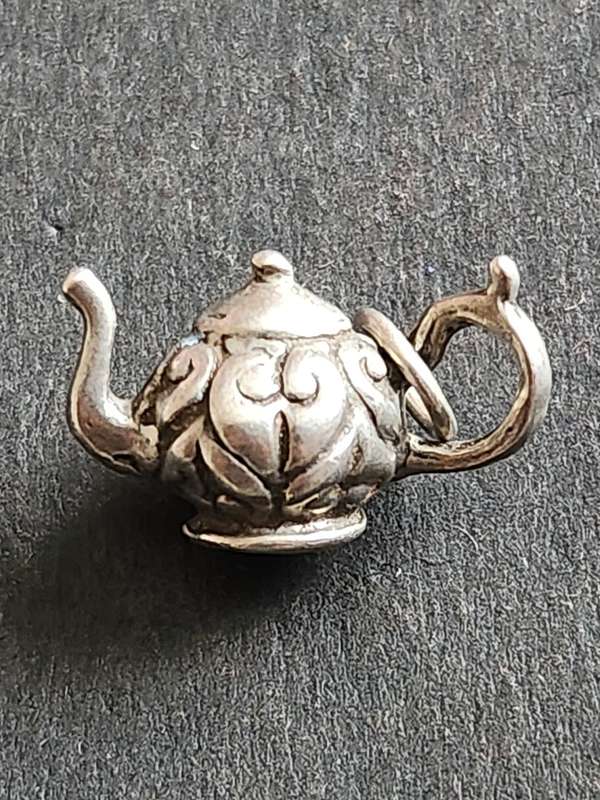 Vintage Sterling Silver Teapot Charm 5.1g - as per photograph