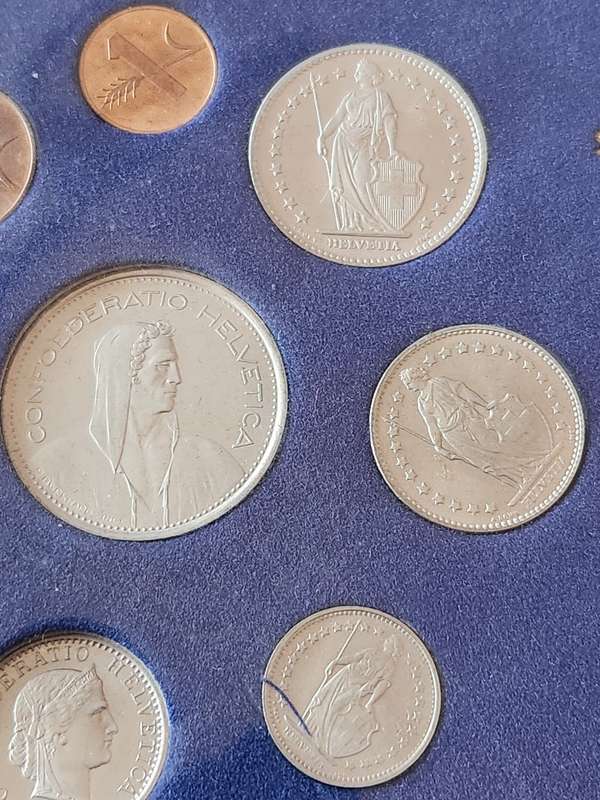 Swiss Coin Set 1976 - as per photograph