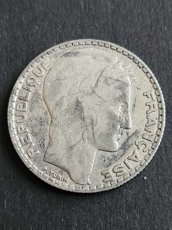 France 10 Francs 1933 Silver 0.680 (10g) - as per photograph