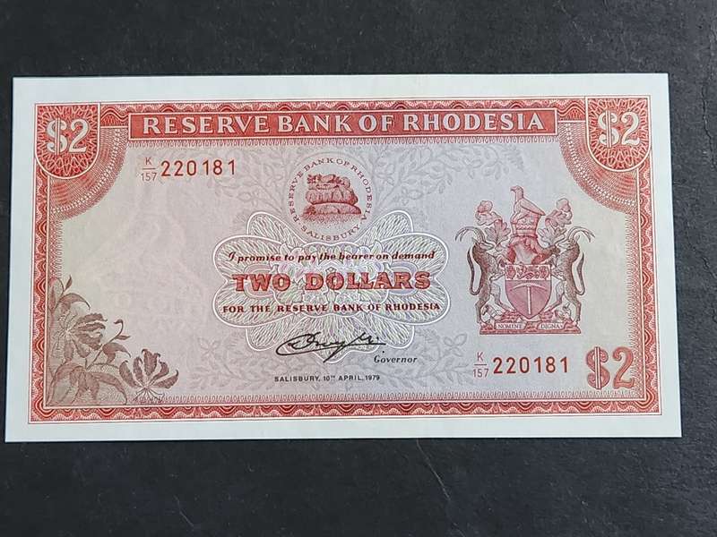 Reserve Bank of Rhodesia Two Dollars Salisbury 10th April 1979 Bird Watermark UNC -as per photograph