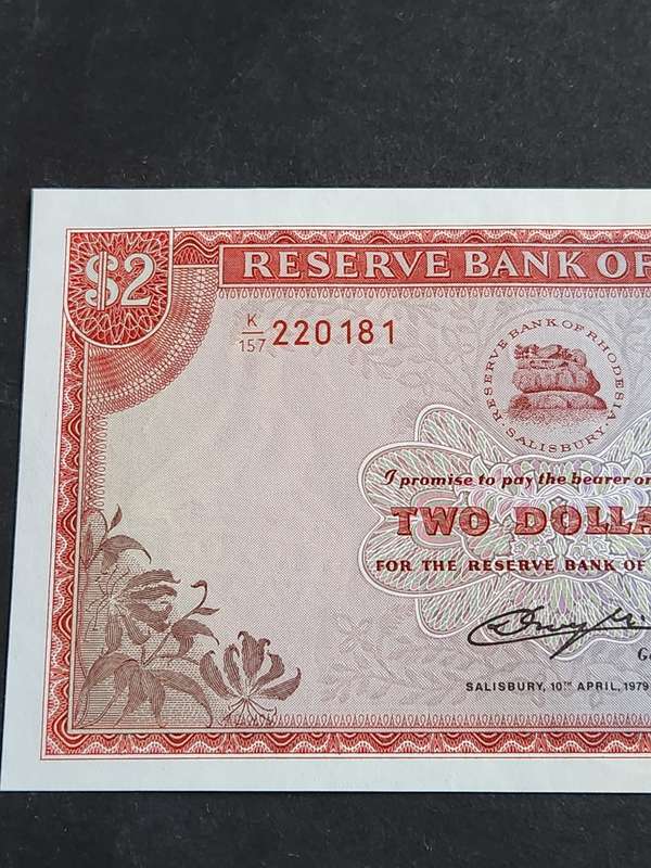 Reserve Bank of Rhodesia Two Dollars Salisbury 10th April 1979 Bird Watermark UNC -as per photograph