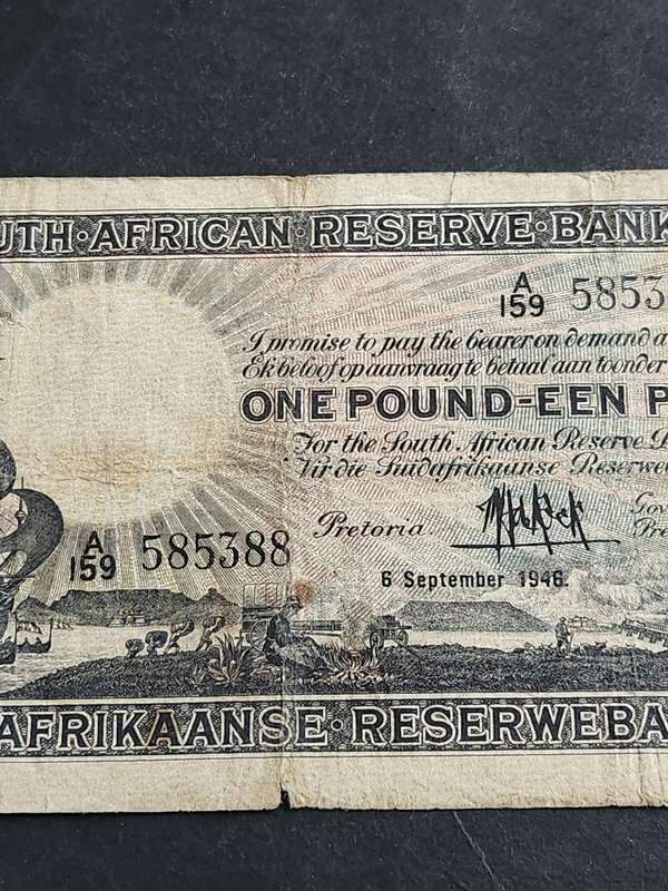 MH de Kock One Pound 6 September 1946 1st issue (tears) - as per photograph