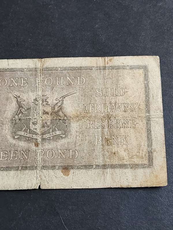 MH de Kock One Pound 6 September 1946 1st issue (tears) - as per photograph