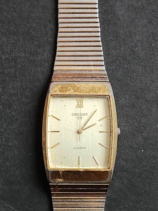 Vintage Men`s Orient VX Quartz Watch (not working) - as per photograph