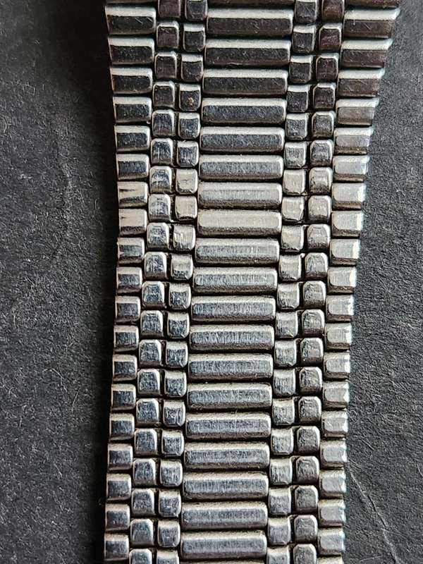 Vintage Men`s Orient VX Quartz Watch (not working) - as per photograph
