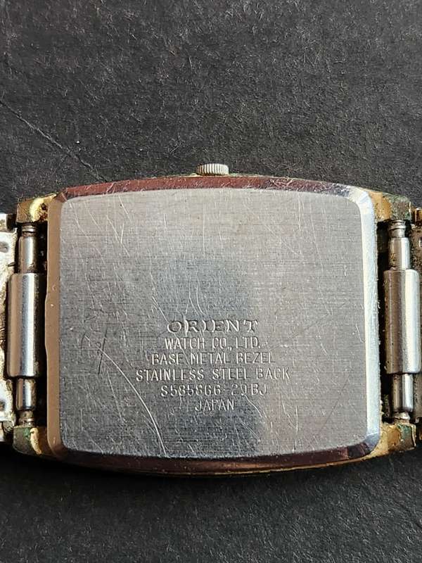 Vintage Men`s Orient VX Quartz Watch (not working) - as per photograph