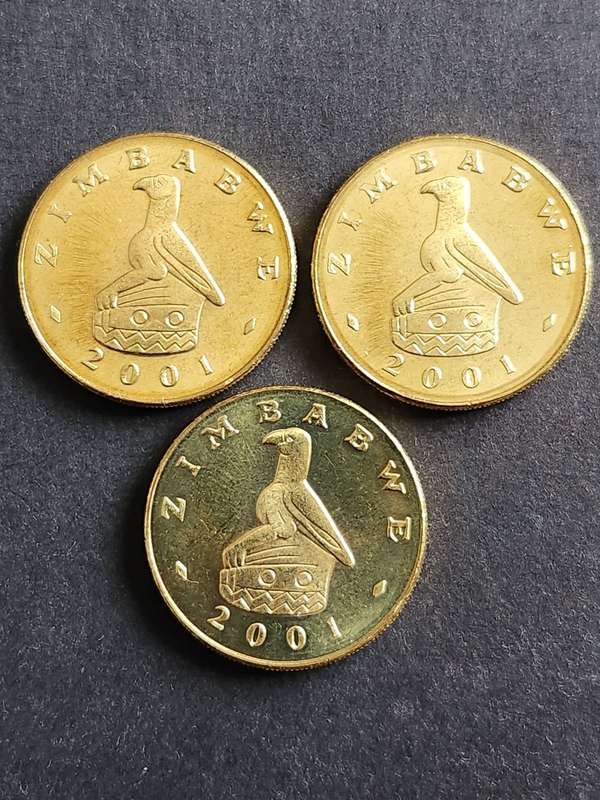 3 x Zimbabwe 2 Dollars 2001 UNC - as per photograph