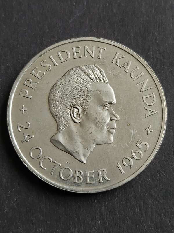 Zambia 5 Shillings 1965 (nice condition) - as per photograph