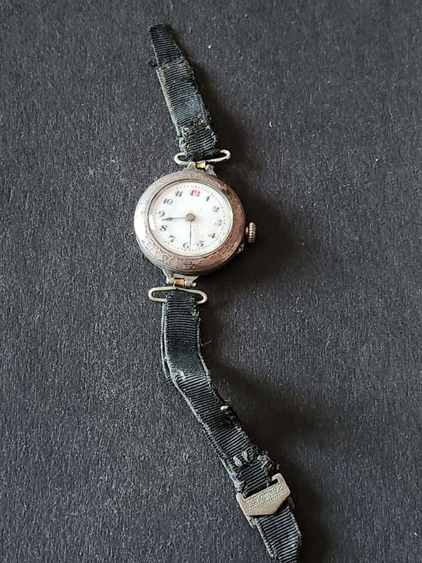 Vintage Ladies Silver Wrist Watch. 800 Silver - as per photograph